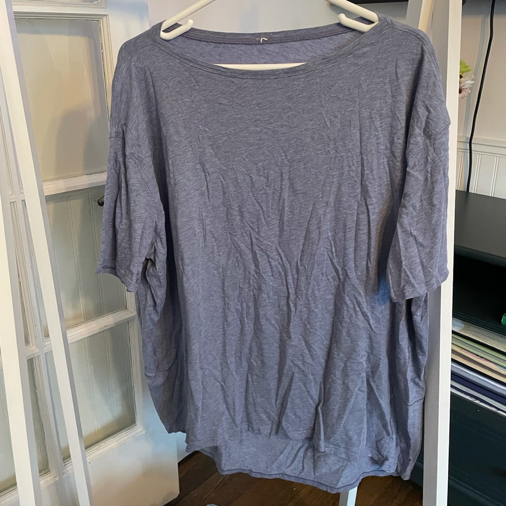 Lululemon size 16 loose fitting shirt